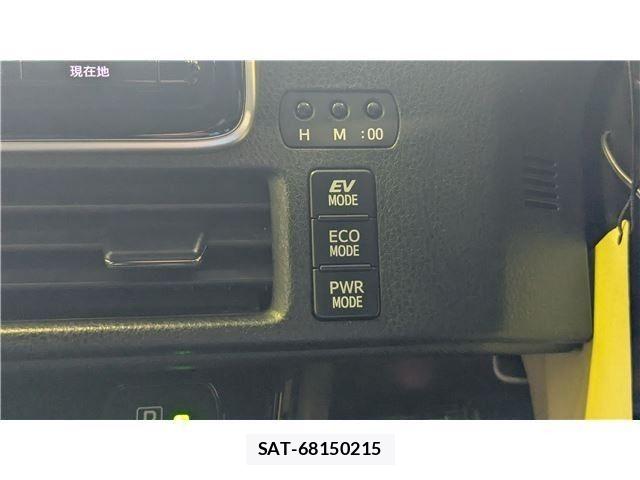 Toyota VOXY HYBRID 2017-09 7790416-25