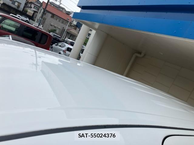 Toyota VOXY HYBRID 2016-02 7790413-10