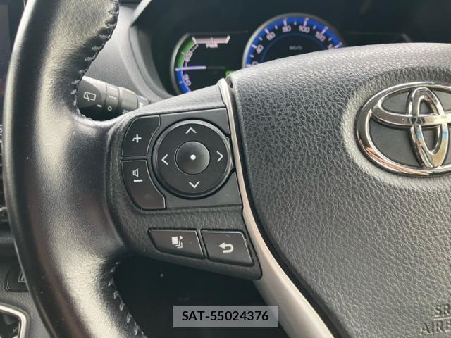 Toyota VOXY HYBRID 2016-02 7790413-18