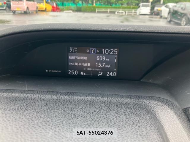 Toyota VOXY HYBRID 2016-02 7790413-24