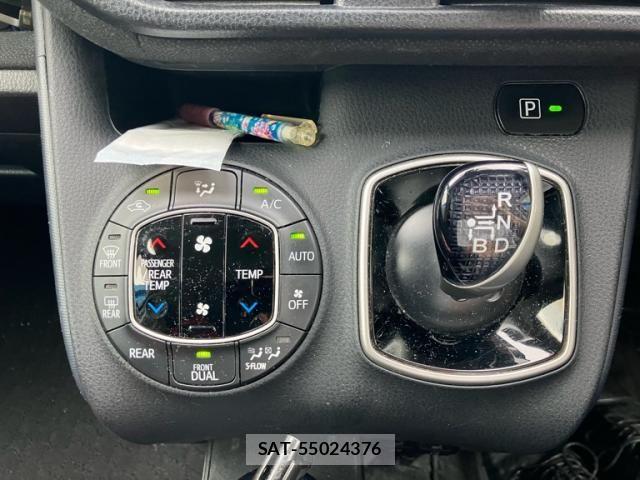 Toyota VOXY HYBRID 2016-02 7790413-28