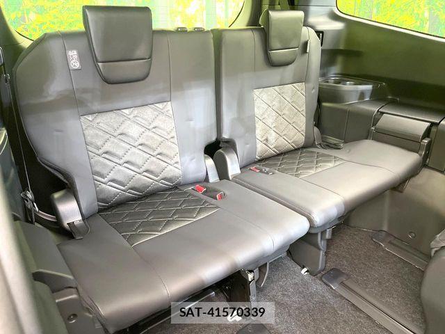 Toyota VOXY HYBRID 2026-05 7880416-9