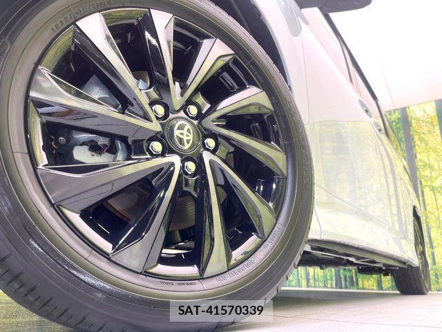 Toyota VOXY HYBRID 2026-05 7880416-13