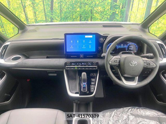 Toyota VOXY HYBRID 2026-05 7880416-1