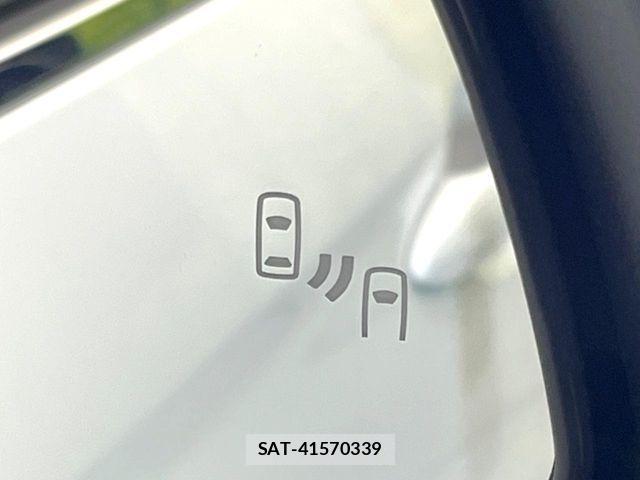 Toyota VOXY HYBRID 2026-05 7880416-5