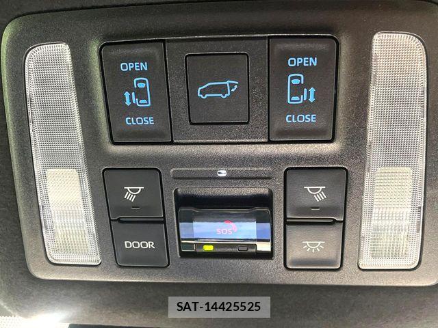 Toyota VOXY HYBRID 2022-09 7880421-2