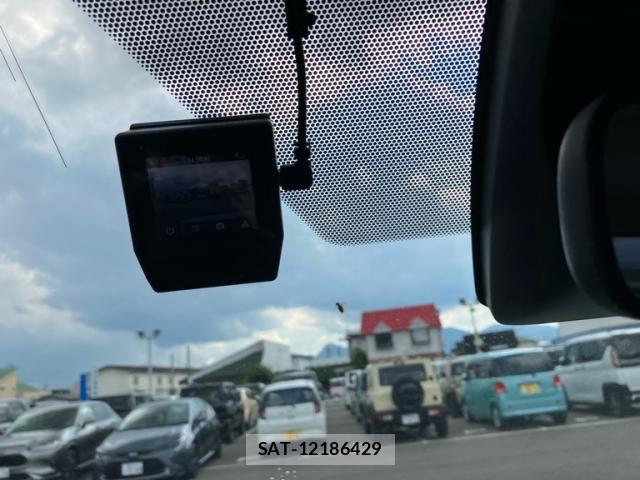 Toyota VOXY HYBRID 2019-03 7880447-25