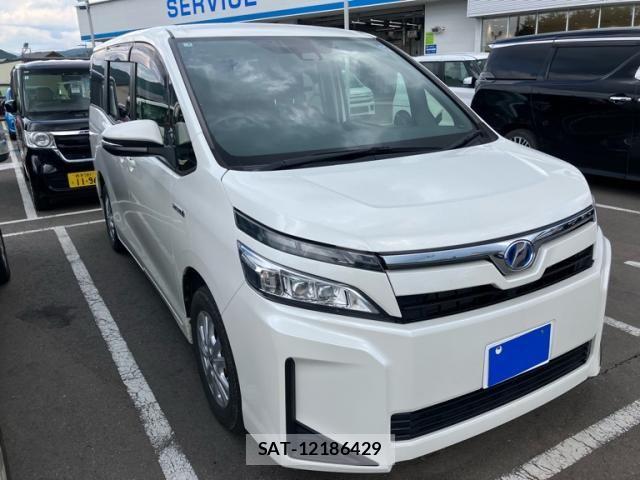 Toyota VOXY HYBRID 2019-03 7880447-2