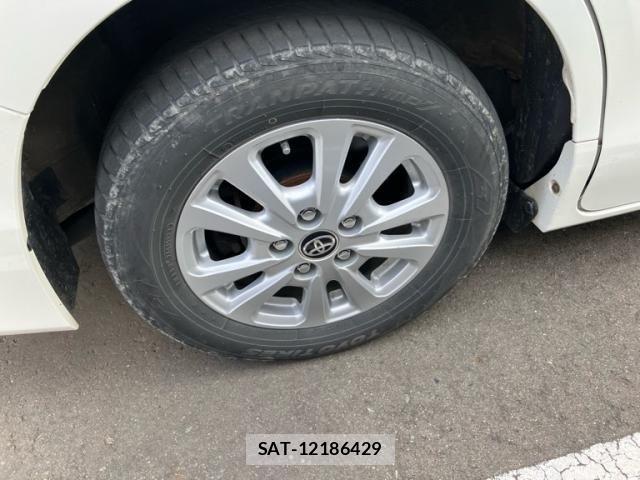 Toyota VOXY HYBRID 2019-03 7880447-8
