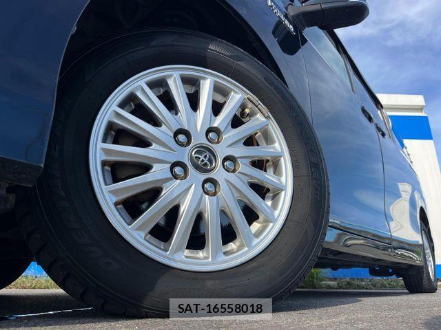Toyota VOXY HYBRID 2015-06 7880446-12