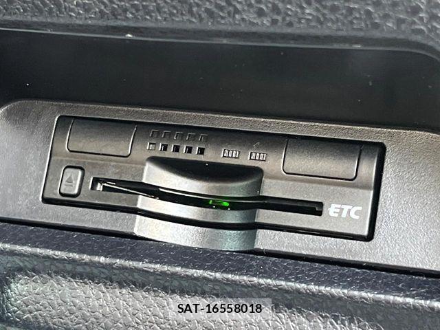 Toyota VOXY HYBRID 2015-06 7880446-6