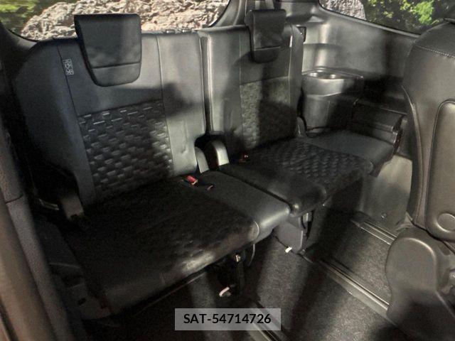 Toyota VOXY HYBRID 2022-09 7880418-9