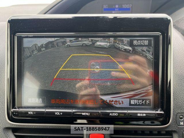 Toyota VOXY HYBRID 2017-05 7880443-10