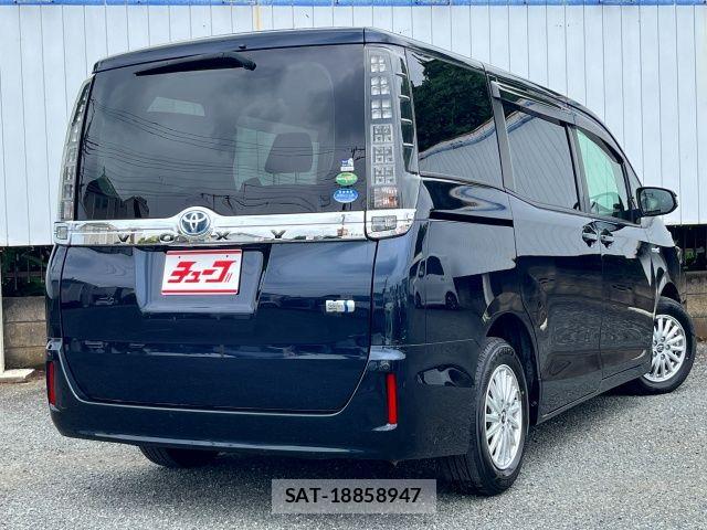 Toyota VOXY HYBRID 2017-05 7880443-2
