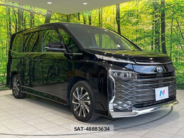 Toyota VOXY HYBRID 2022-03 7880426-16