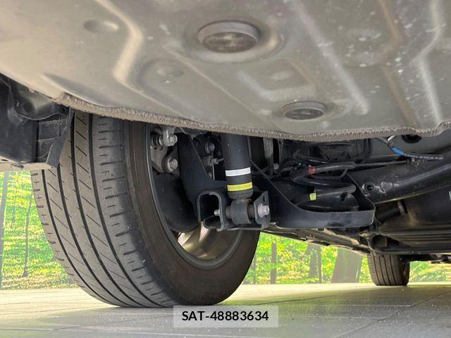 Toyota VOXY HYBRID 2022-03 7880426-19
