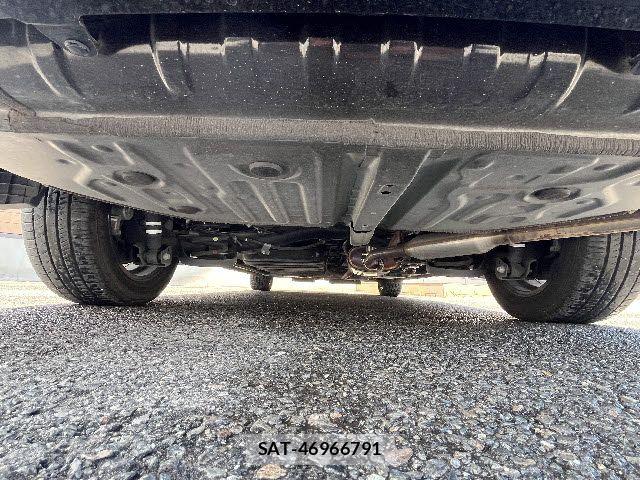 Toyota VOXY HYBRID 2021-03 7880437-26