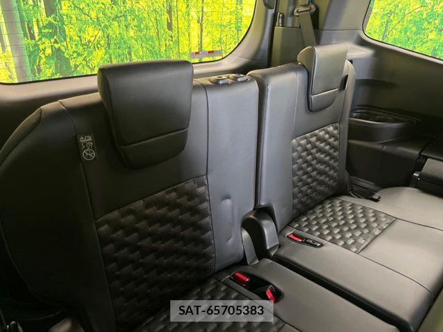 Toyota VOXY HYBRID 2026-03 7880417-9