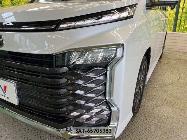 Toyota VOXY HYBRID 2026-03 7880417-11