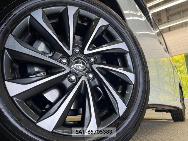 Toyota VOXY HYBRID 2026-03 7880417-12