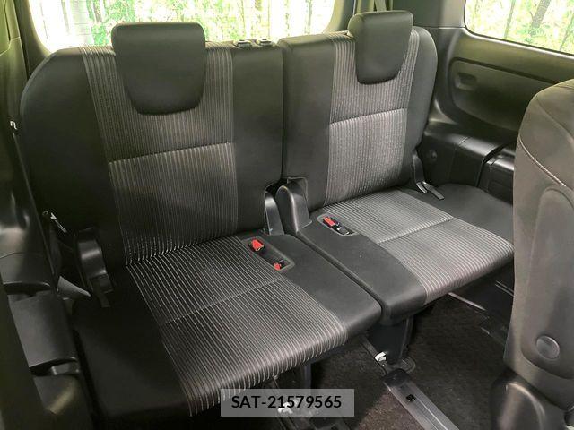 Toyota VOXY HYBRID 2017-11 7880440-9
