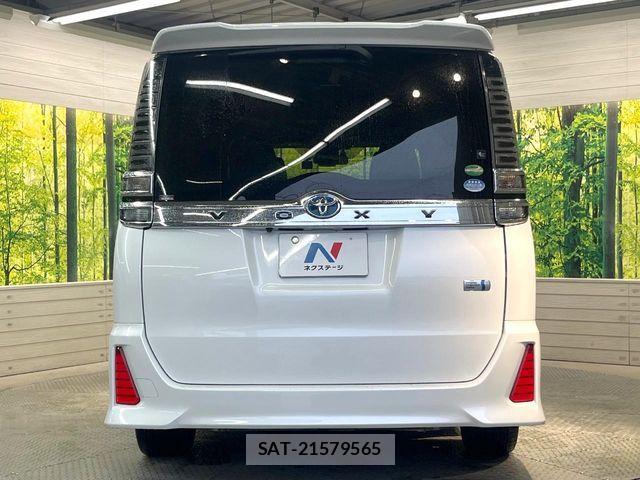 Toyota VOXY HYBRID 2017-11 7880440-15