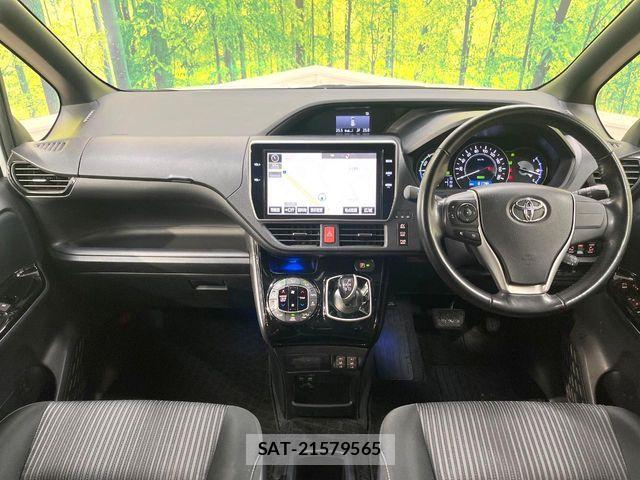Toyota VOXY HYBRID 2017-11 7880440-1