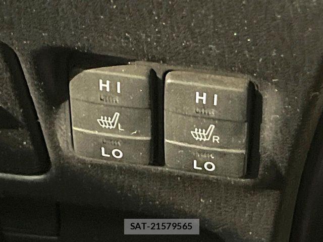 Toyota VOXY HYBRID 2017-11 7880440-5