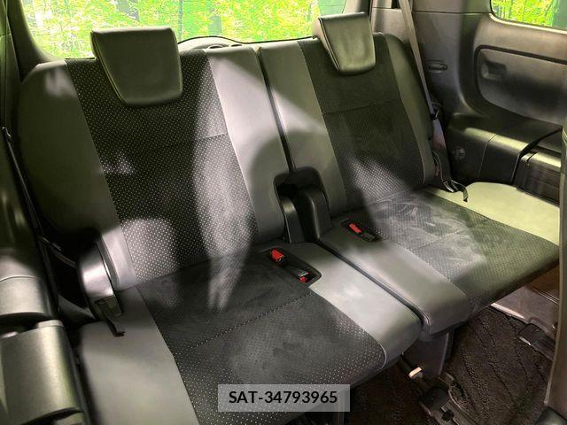 Toyota VOXY HYBRID 2021-04 7880428-10