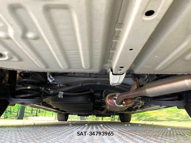 Toyota VOXY HYBRID 2021-04 7880428-17