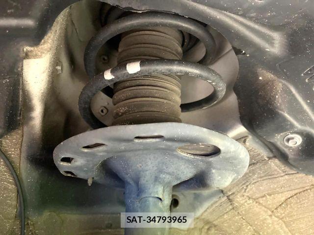 Toyota VOXY HYBRID 2021-04 7880428-18