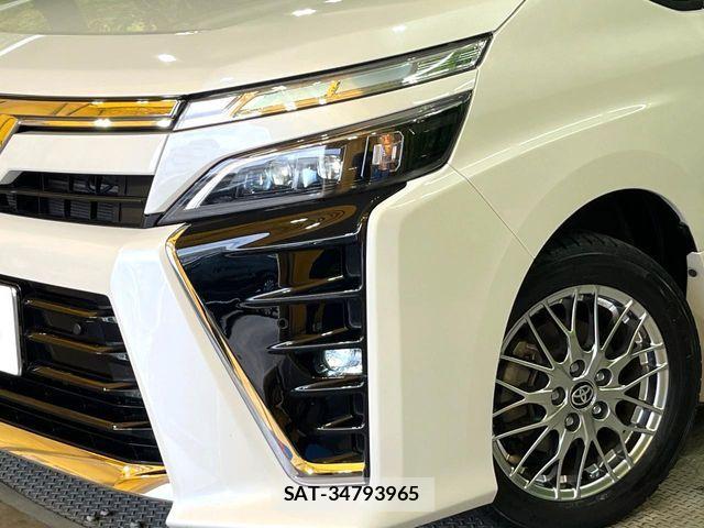 Toyota VOXY HYBRID 2021-04 7880428-6