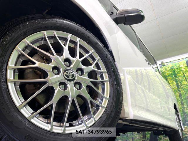 Toyota VOXY HYBRID 2021-04 7880428-7