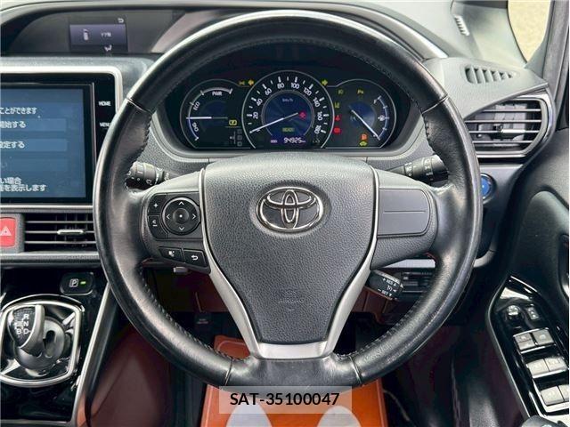 Toyota VOXY HYBRID 2019-06 7880442-12