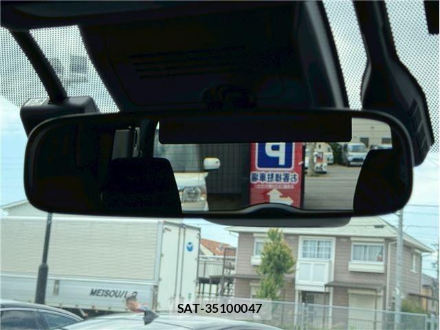 Toyota VOXY HYBRID 2019-06 7880442-27