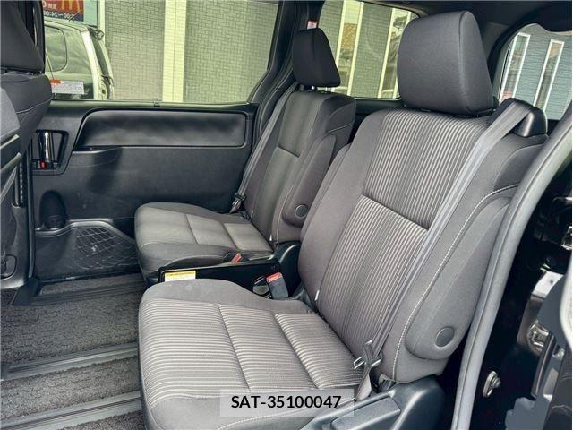 Toyota VOXY HYBRID 2019-06 7880442-8