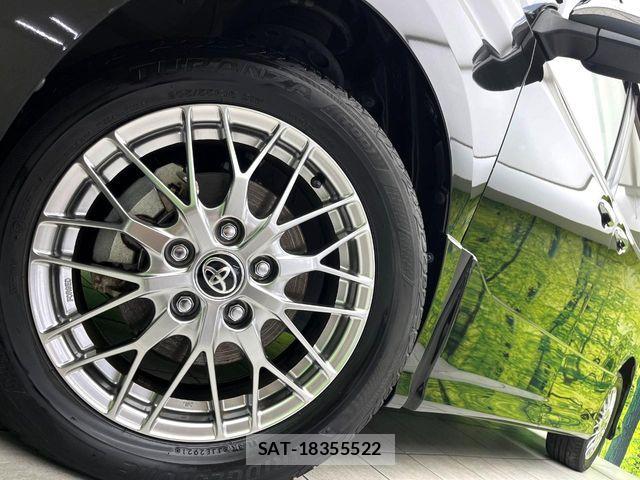 Toyota VOXY HYBRID 2021-08 7880427-13