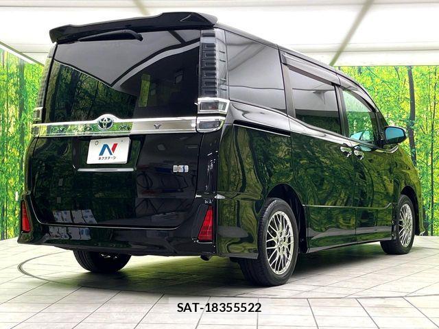 Toyota VOXY HYBRID 2021-08 7880427-17