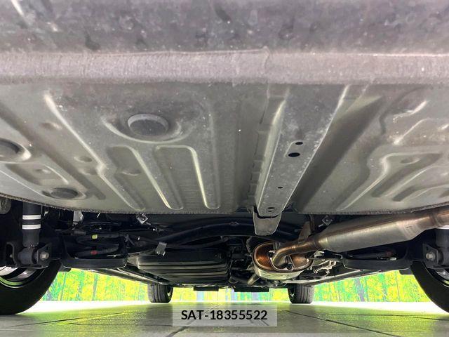 Toyota VOXY HYBRID 2021-08 7880427-19