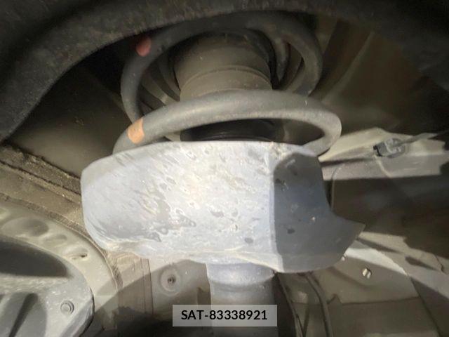 Toyota VOXY HYBRID 2022-10 7880425-19