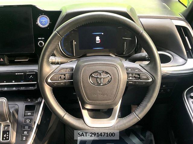 Toyota VOXY HYBRID 2023-01 7880423-11