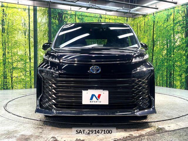 Toyota VOXY HYBRID 2023-01 7880423-14