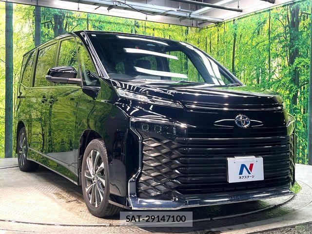 Toyota VOXY HYBRID 2023-01 7880423-16