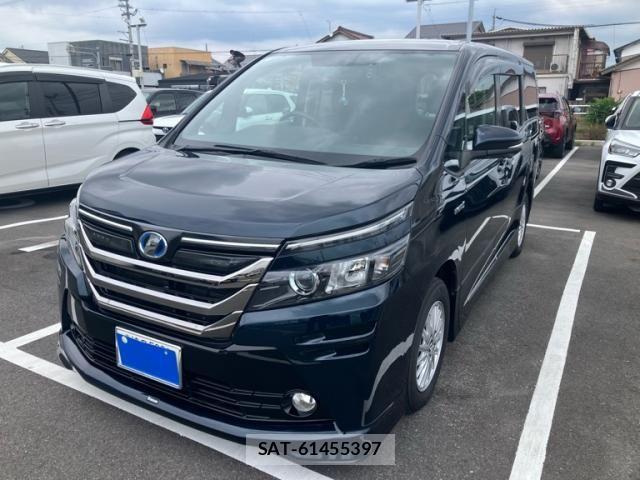 Toyota VOXY HYBRID 2014-03 7880450-0