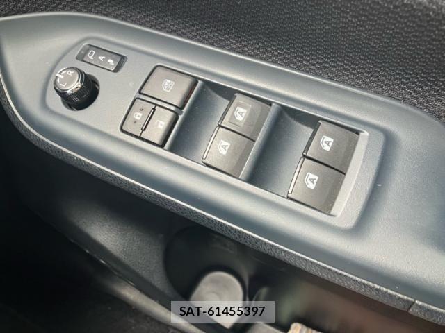 Toyota VOXY HYBRID 2014-03 7880450-22