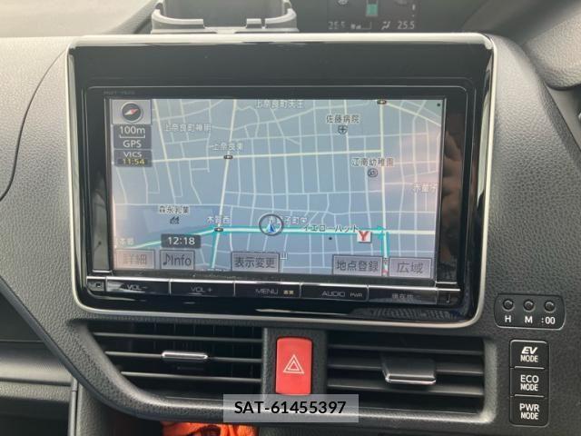 Toyota VOXY HYBRID 2014-03 7880450-24