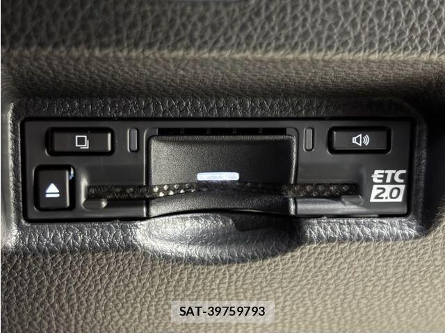 Toyota VOXY HYBRID 2026-06 7880414-12