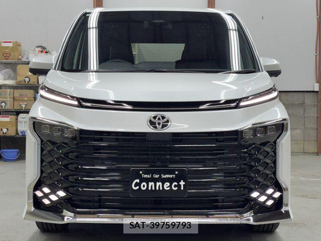 Toyota VOXY HYBRID 2026-06 7880414-14