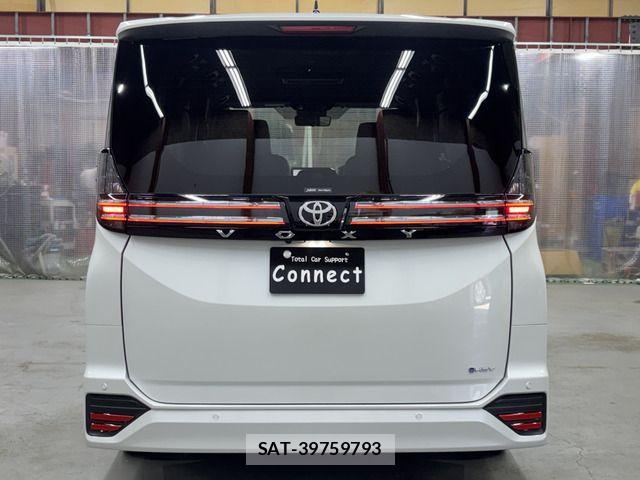 Toyota VOXY HYBRID 2026-06 7880414-18