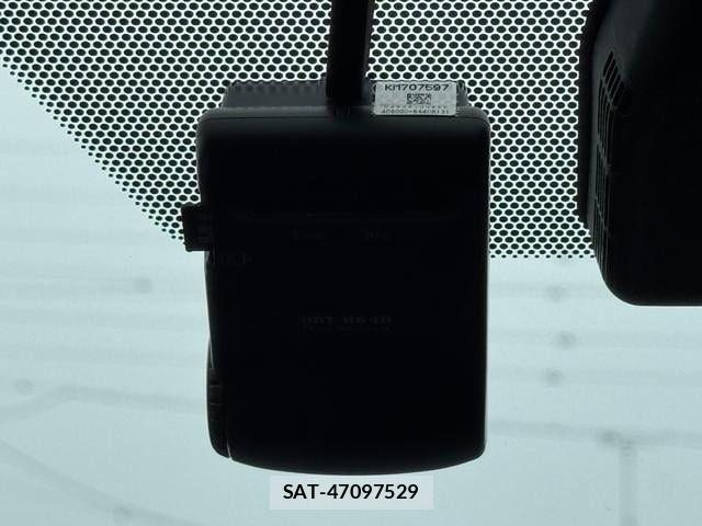 Toyota VOXY HYBRID 2015-08 7903623-28